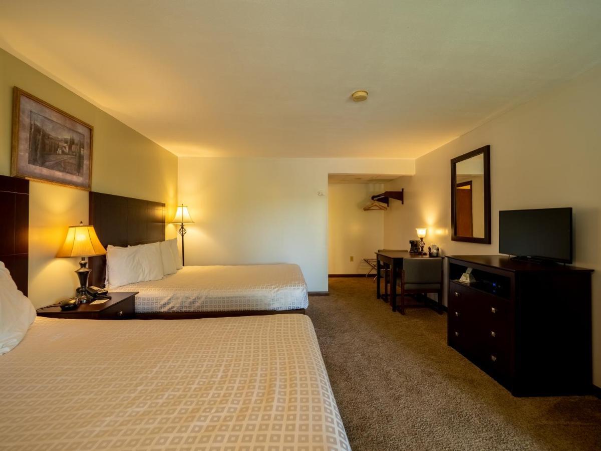 Lake 'N Pines Motel Cooperstown Ngoại thất bức ảnh