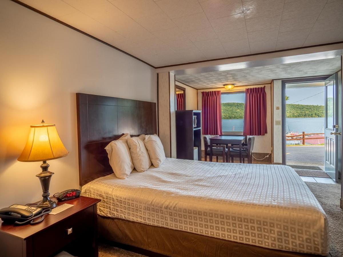 Lake 'N Pines Motel Cooperstown Ngoại thất bức ảnh